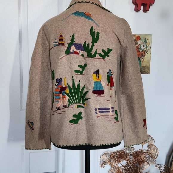 1940s 50s women's embroidered wool Mexican tourist jacket - Picture 11 of 11